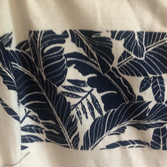 Old Navy Womans Blue Flower Print and White Stripe Jersey Size L - Picture 2 of 5